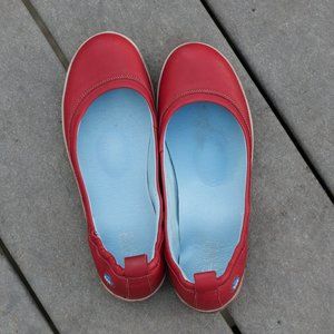 Cloud Red Leather Flats -  size 39 EU/ 7.5 US